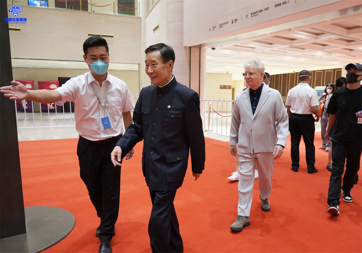 北京銀盾保安公司完成第十二屆北京國(guó)際電影節(jié)安保服務(wù)任務(wù) 銀盾北京保安服務(wù)公司為電影節(jié)提供安保服務(wù)