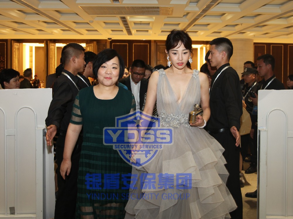 銀盾集團為-白百合-提供安全護衛(wèi)服務