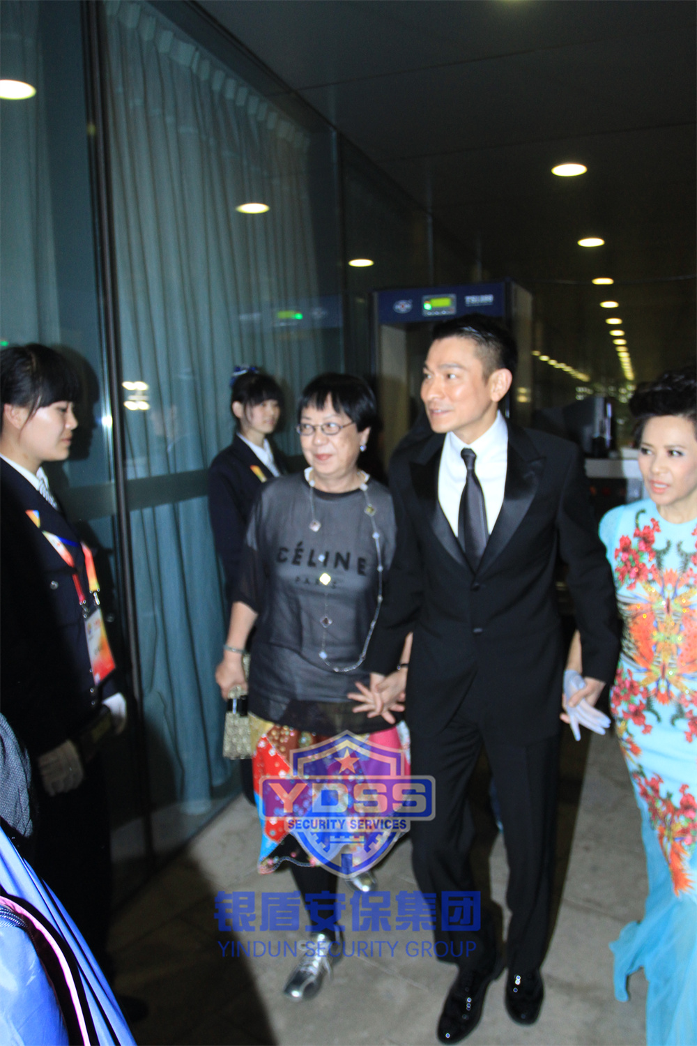 北京銀盾安保特勤隊員為名人提供安保護衛(wèi)服務